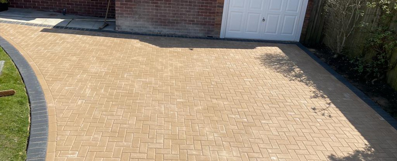 Professionals - Block Paving